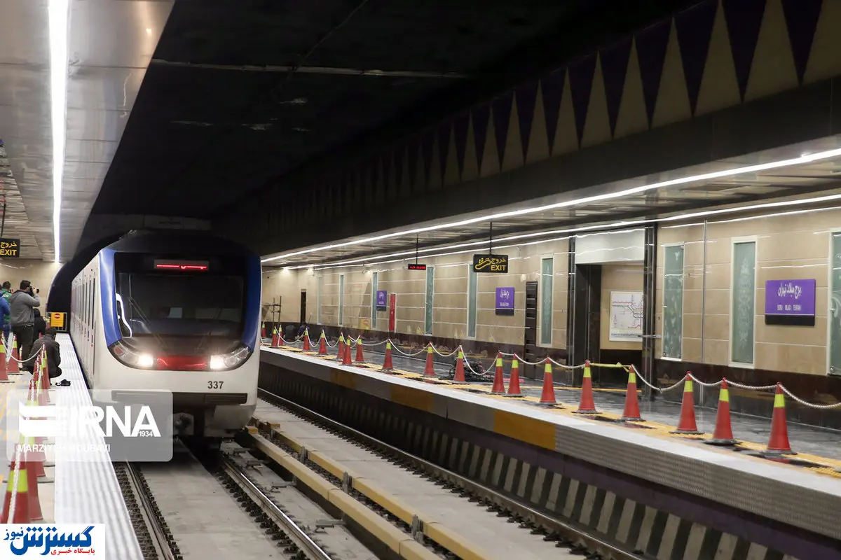 ساکنان شهر جدید پرند در انتظار مترو