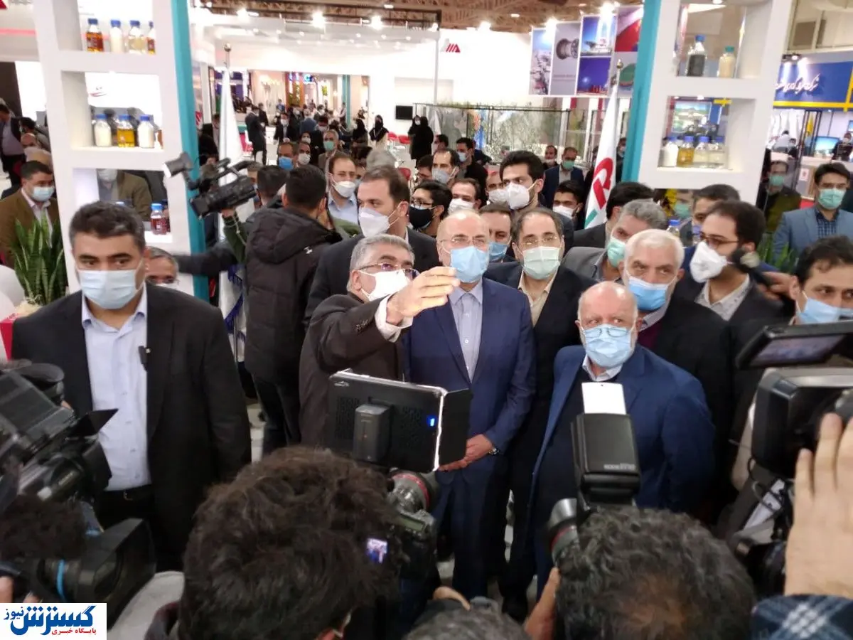 بازدید رییس مجلس از بیست وپنجمین رویداد نفت، گاز و پتروشیمی+ فیلم