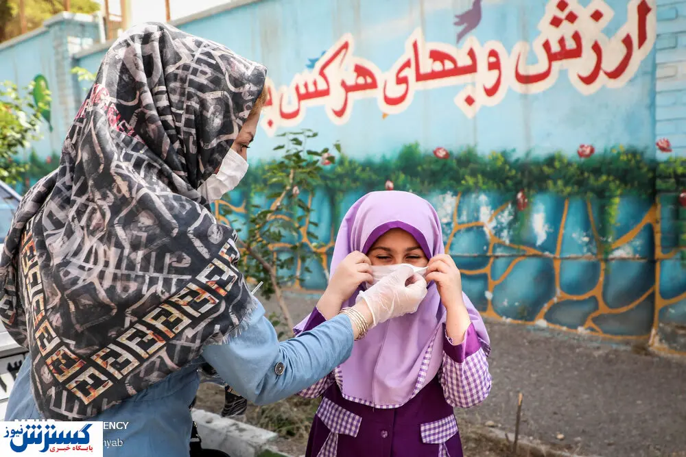 حال و هوای سالن‌های امتحانات دبیرستان‌ها در نخستین روز امتحان/فیلم