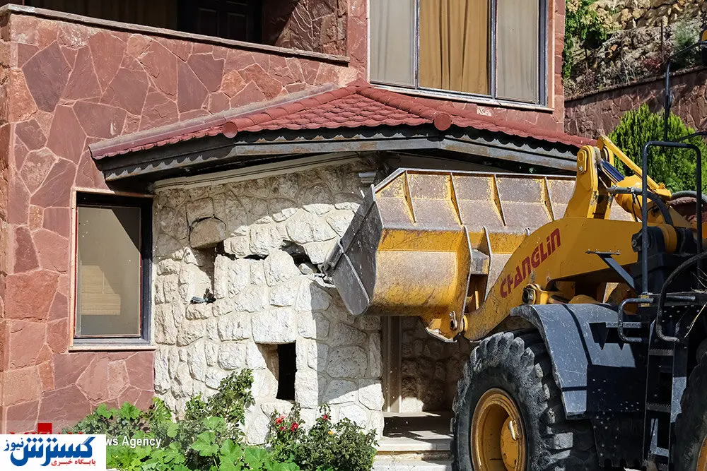 تصاویر/ تخریب خانه های باستی هیلز کرج