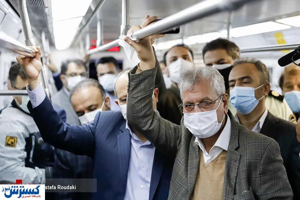 تصاویر/ سخنگوی دولت در متروی پایتخت