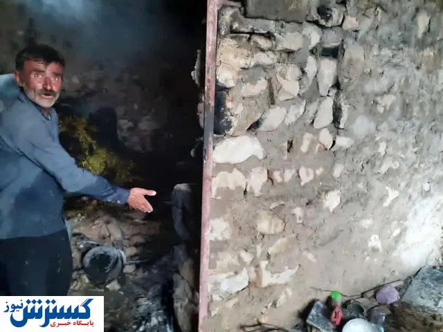 صاعقه منزل مسکونی را جزغاله کرد