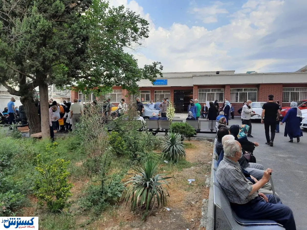 در مراکز تزریق واکسن سالمندان چه می‌گذرد؟ + تصاویر