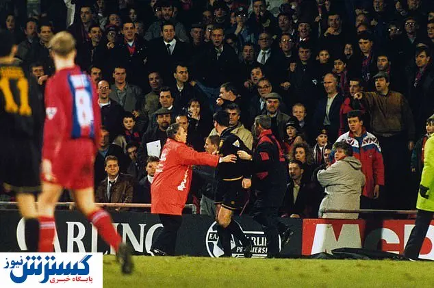 آن هوادار را باید محکمتر می‌زدم