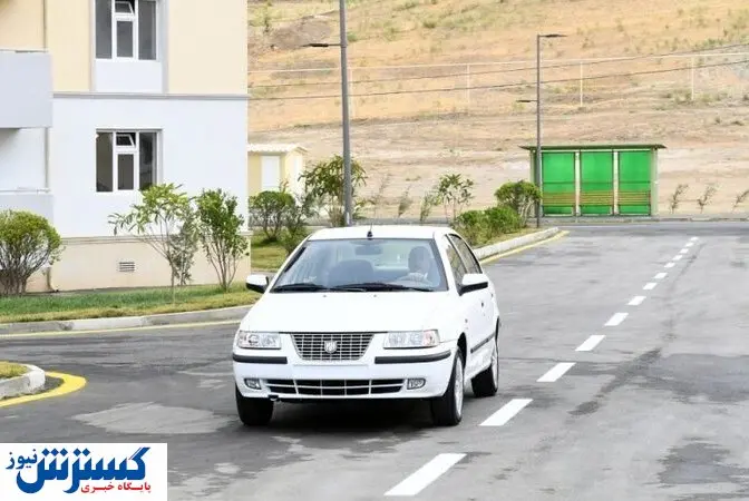 علی اف پشت فرمان خودروی سمند