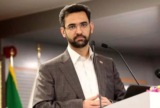 واکنش جالب آذری جهرمی به محرومیت مجیدی! + عکس