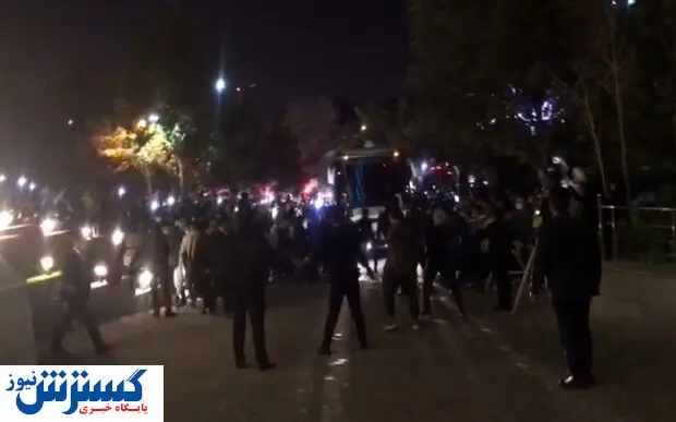 استقبال عجیب شیرازی ها از تیم استقلال + عکس