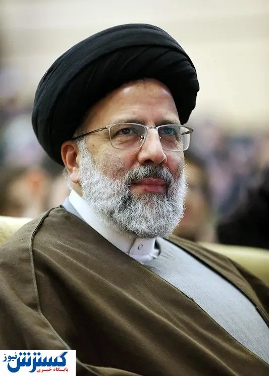 رییس جمهوری بازوبند پهلوان سال ۱۴۰۰ را میبندد