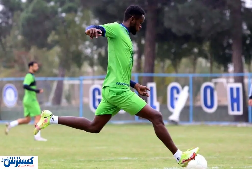 بازیکن گابنی کار دست گل‌گهر داد / ۳ امتیاز ناقابل در جیب استقلال؟