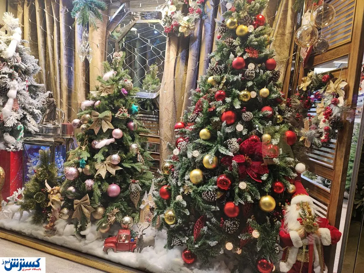 درختهای ۳۱ میلیونی برای کریسمس / قیمت عروسک بابانوئل باورنکردنی شد