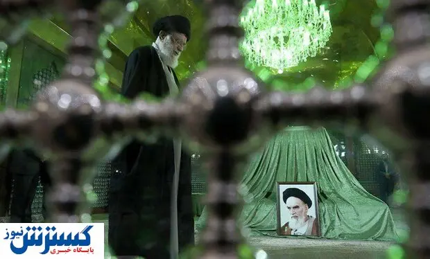 حضور رهبری در مرقد بنیان گذار انقلاب