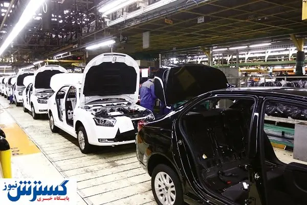 صنعت خودرو همچنان بر ریل معیوب