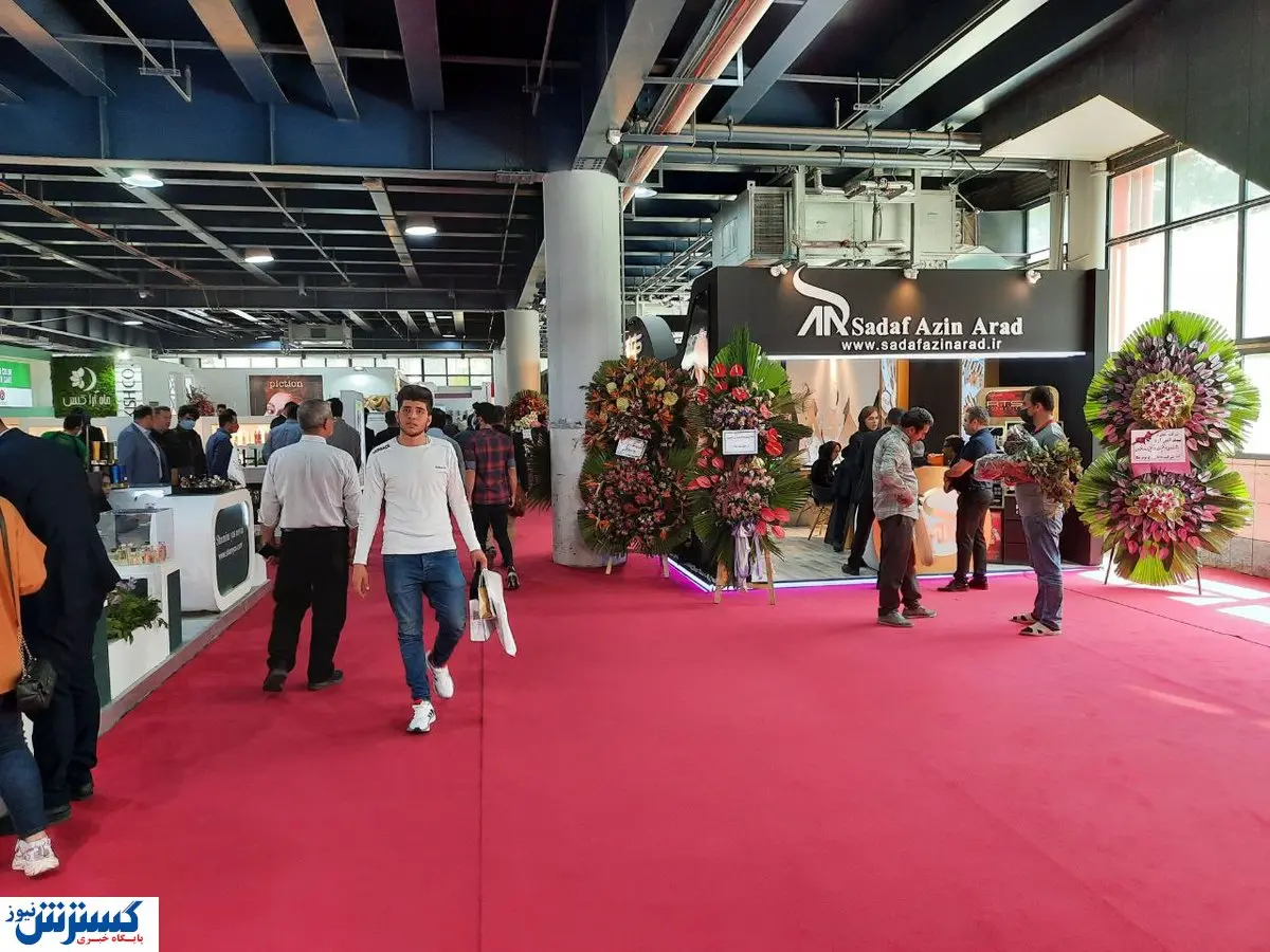 تصاویر/ گردهمایی تولیدکنندگان لوازم آرایشی زیر سقف نمایشگاه تهران