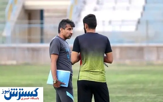 وضعیت آجورلو بزرگ‌ترین مسئله استقلال است / اسکوچیچ مثل بچه‌ها رفتار می‌کند