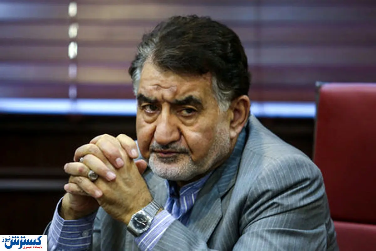 بازار ارز درگیر حاشیه/ نرخ دلار بیش از ۲۵ هزار تومان واقعی نیست