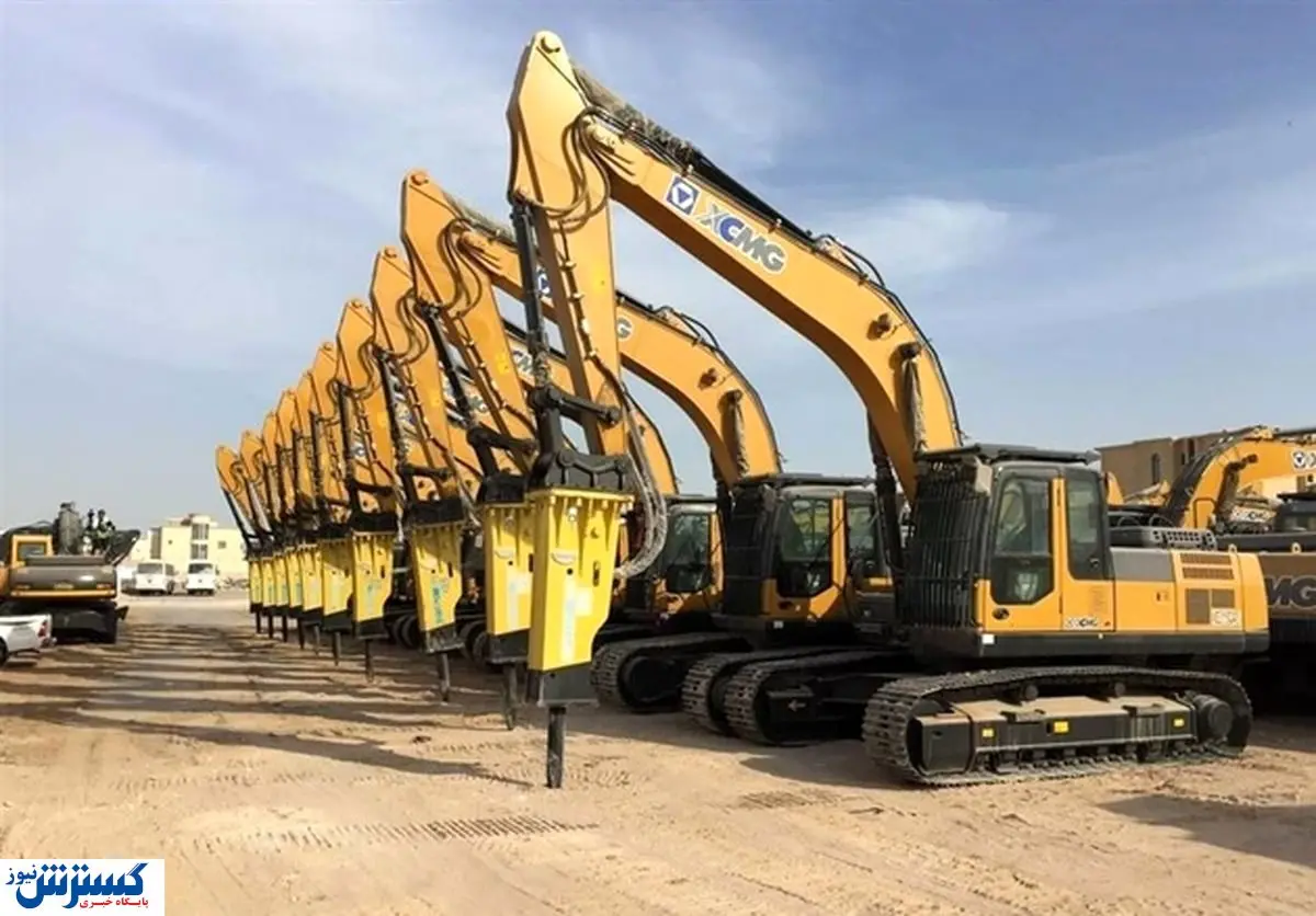 با ماشین‌آلات کهنه قبر خود را کنده ایم