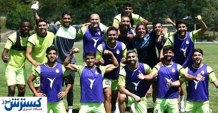 هافبک استقلال در آستانه جدایی؟