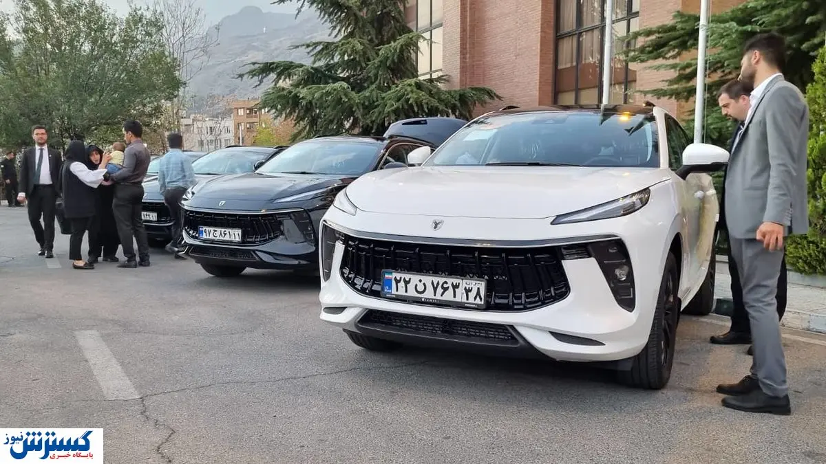 خوش به حال برندگان لاماری شد / تحویل به موقع خودرو توسط آرین موتور