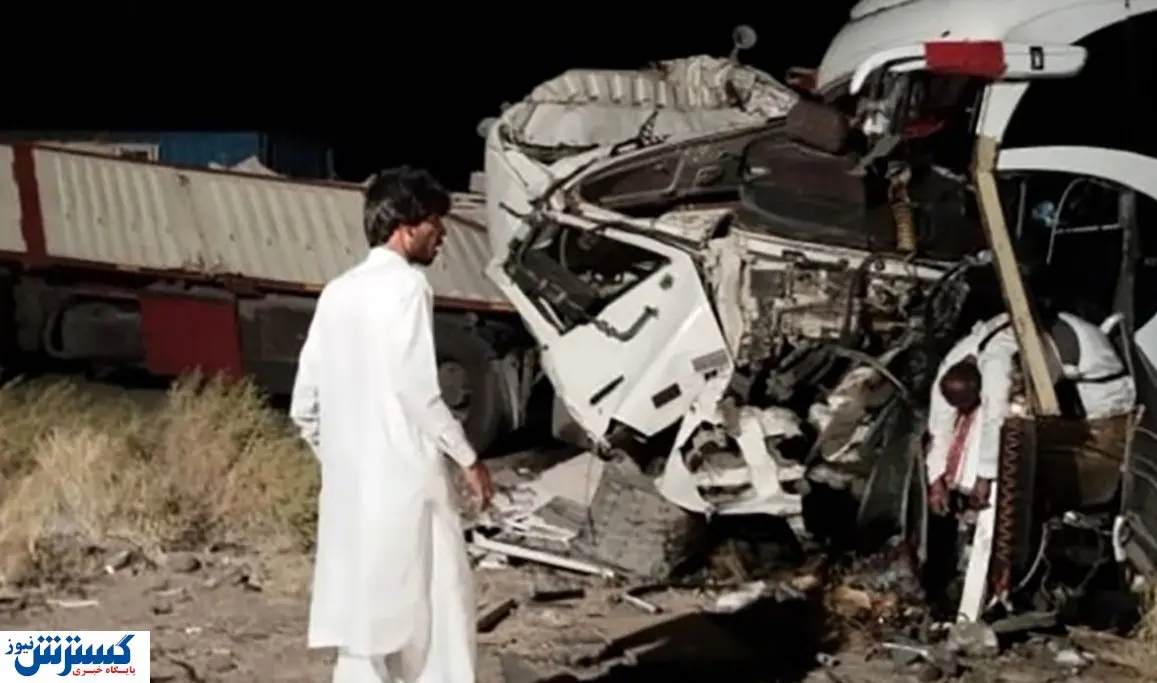 تصادف اتوبوس با تریلی در جاده ایرانشهر + جزییات