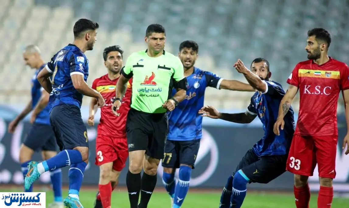 پاشنه آشیل استقلال کجاست؟