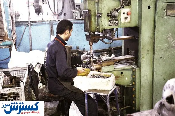 عـاقبت سرکـوب مـزد تعمیق رکود تورمی است