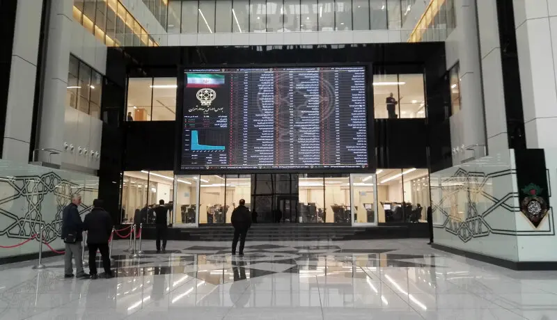 بورس در مسیر سقوط / آخرین وضعیت نمادها در بازار + نقشه