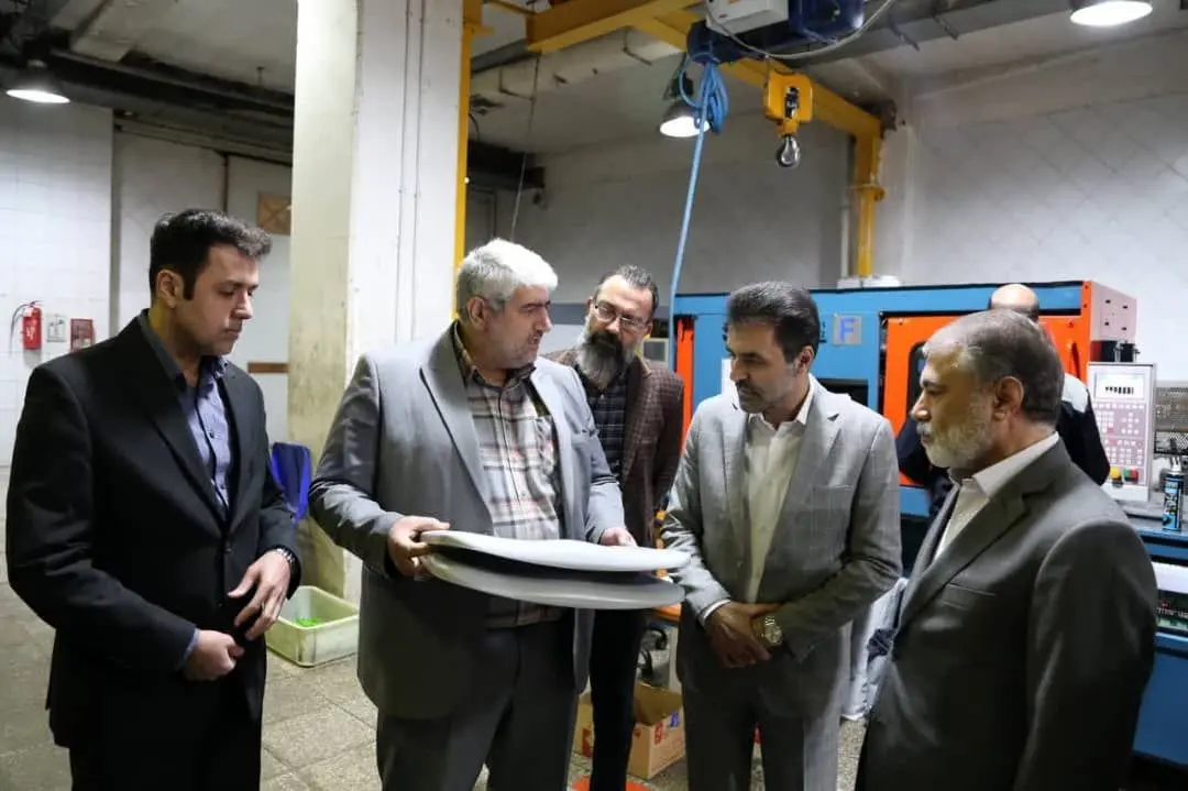 اولویت همه شرکتهای صندوق ذخیره باید سودآوری و توجه به اقتصاد دانش بنیان باشد