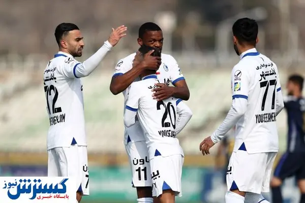 الماس استقلال در مسیر جدایی