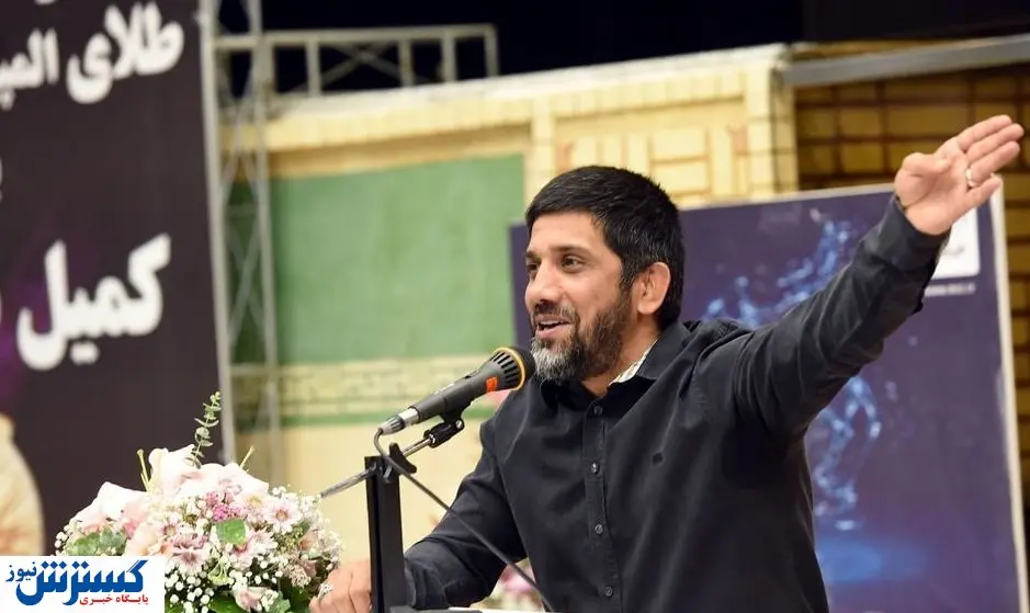 عکس پابرهنه علیرضا دبیر خبرساز شد