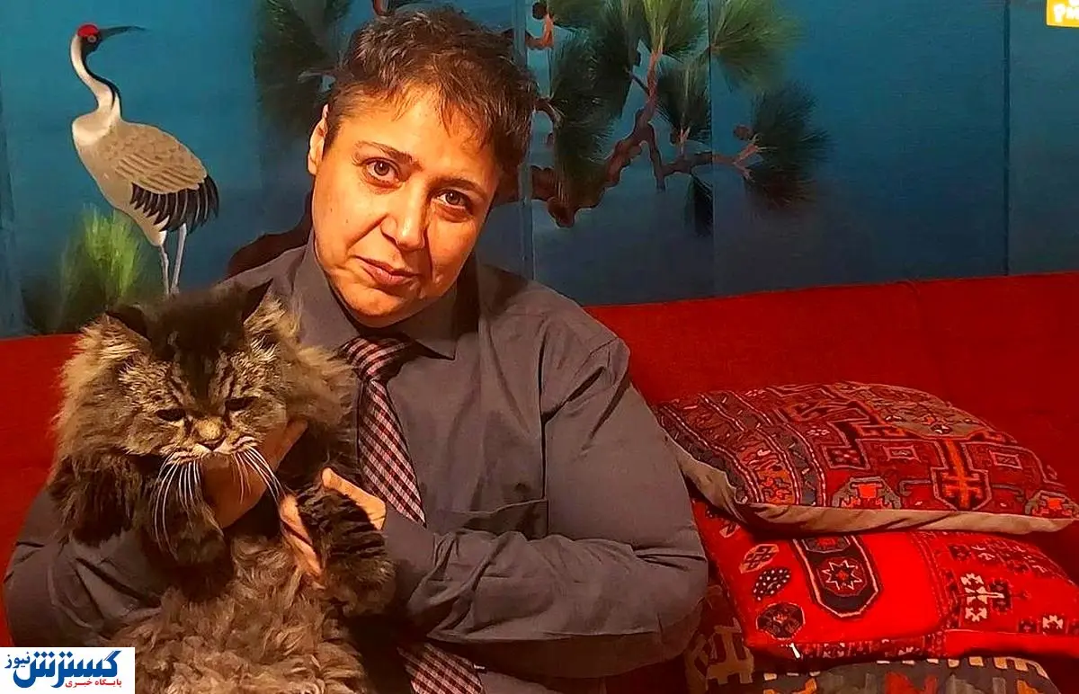 حرف زدن مازیار لرستانی با گربه اش!+ فیلم