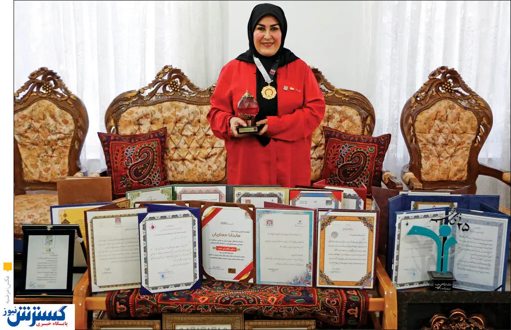 بانوی ایرانی رکورد دار اهدای خون را بشناسیم