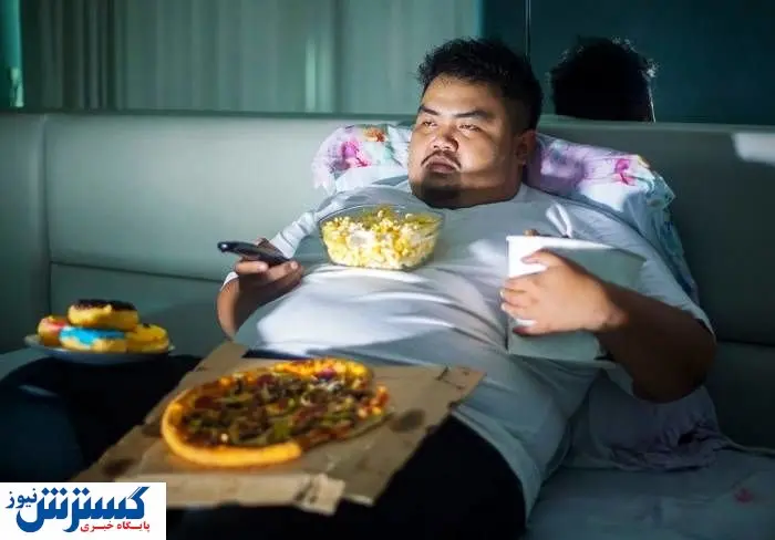 هرگز خوابیده غذا نخورید