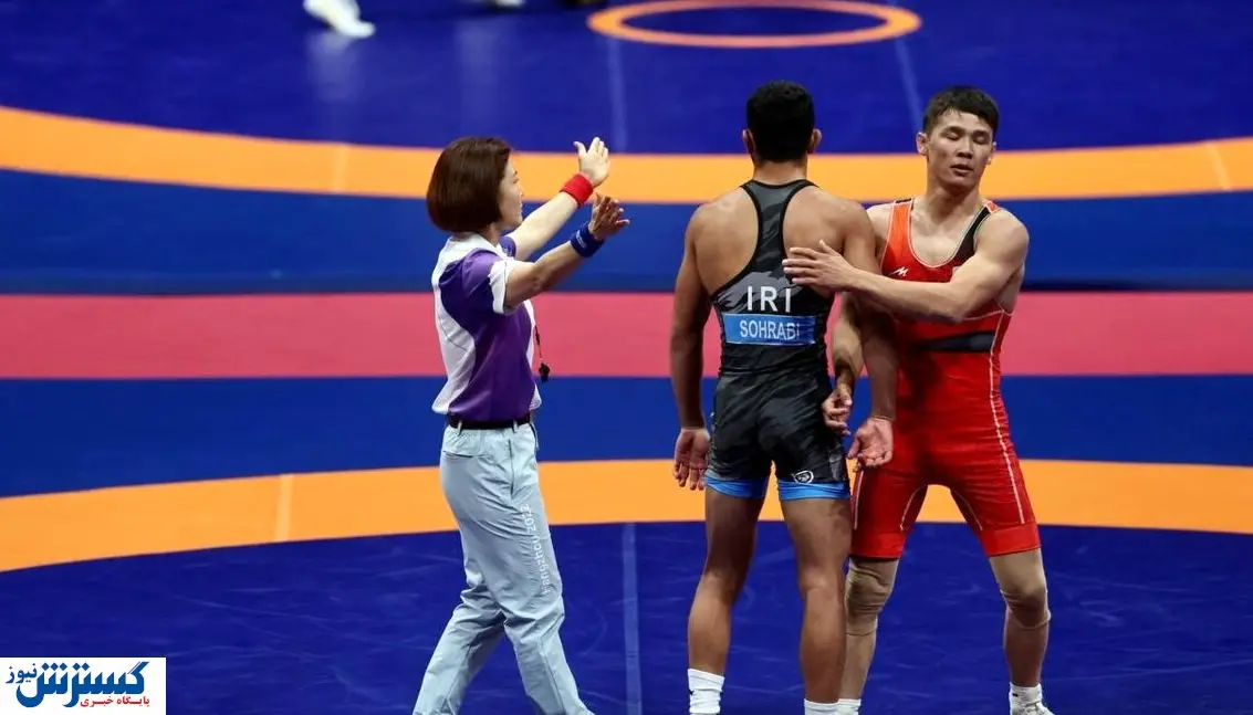 دو طلا در مشت کشتی گیران فرنگی ایران