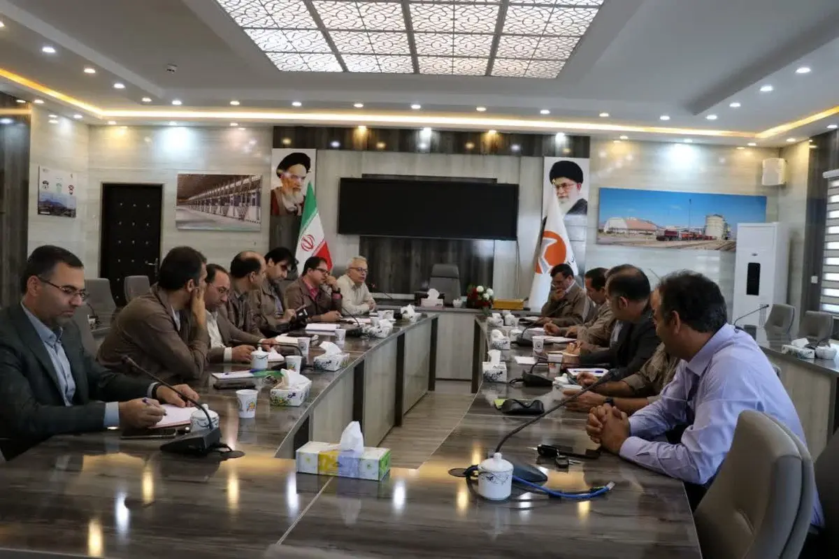 دومین جلسه مدیریت بحران کمیته پدافند غیرعامل شرکت آلومینای ایران برگزار شد