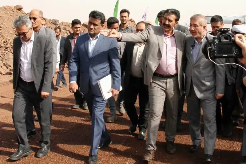 دکتر منظور، رئیس سازمان برنامه و بودجه کشور: این کارخانه به تنوعبخشی فرآوردههای معدنی کمک میکند