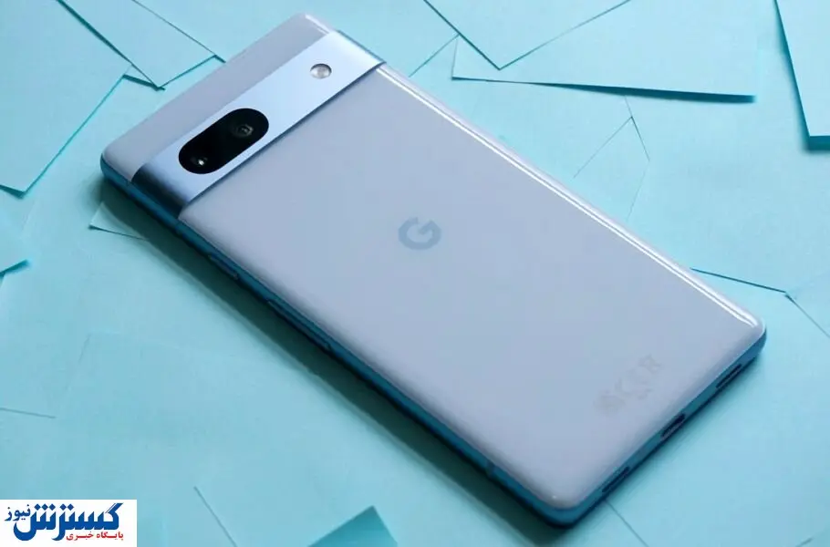 این گوشی با حاشیه های بزرگ از راه رسید! + عکس