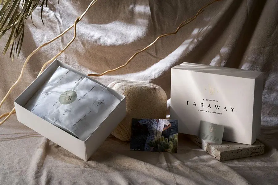 برای بسته بندی لباس چه روشی بهتر است؟