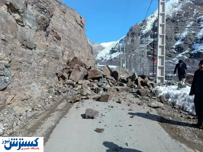 در پر ریزش کوه؛ جاده چالوس بسته شد