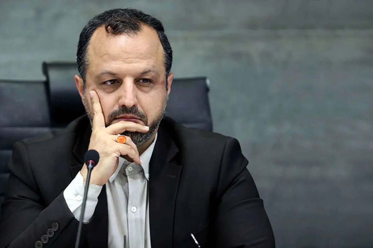 تئوریهای کاغذی در برابر واقعیتهای اقتصادی