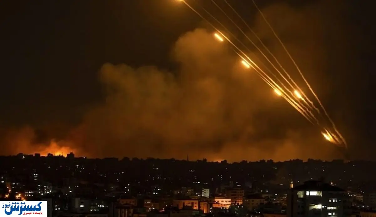 دیده شدن شی ای نورانی در آسمان تهران | موشک جدید رخ نمایی کرد؟ +فیلم