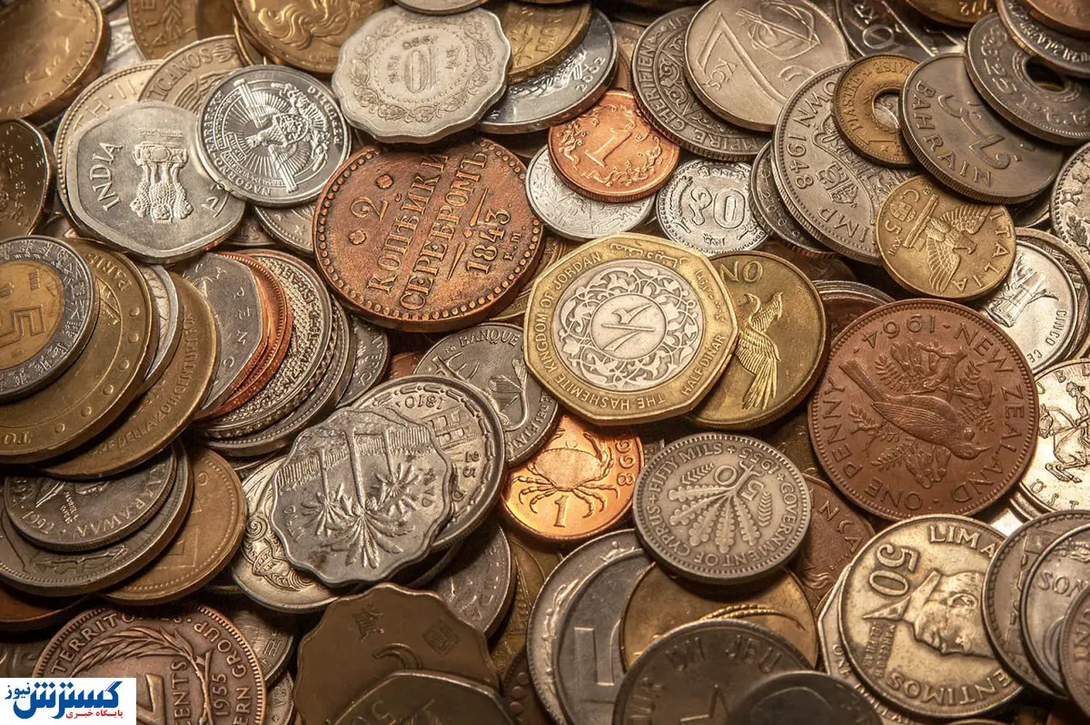 کارمندان دلتنگ دوران جنگ | زمانی که با حقوق ماهیانه میشد سکه خرید!