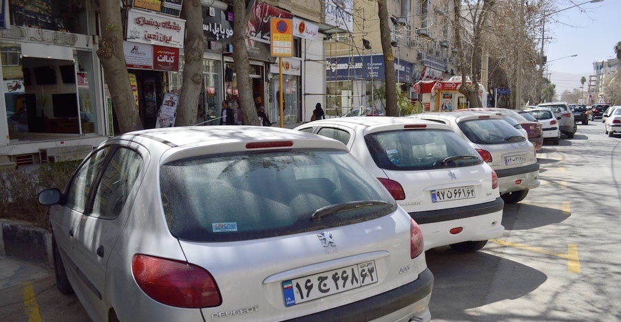 افشای اقتصاد پنهان تهران؛ خرید و فروش جای پارک تا ۸۰۰ میلیون تومان   /  تولیدی