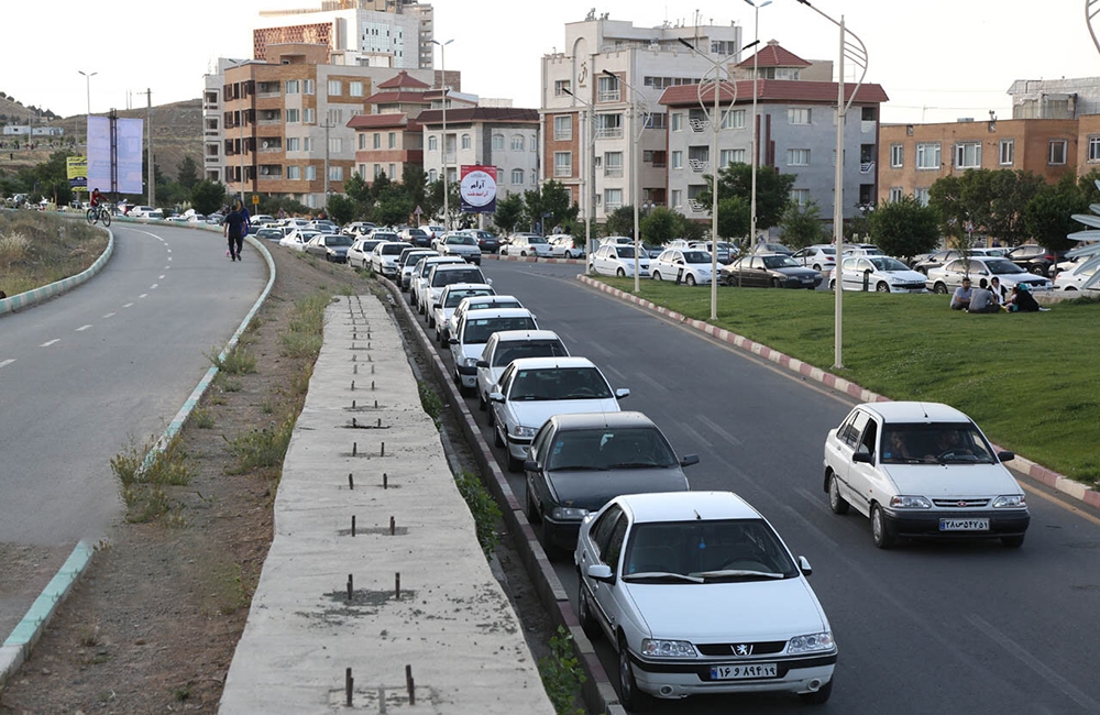 افشای اقتصاد پنهان تهران؛ خرید و فروش جای پارک تا ۸۰۰ میلیون تومان   /  تولیدی