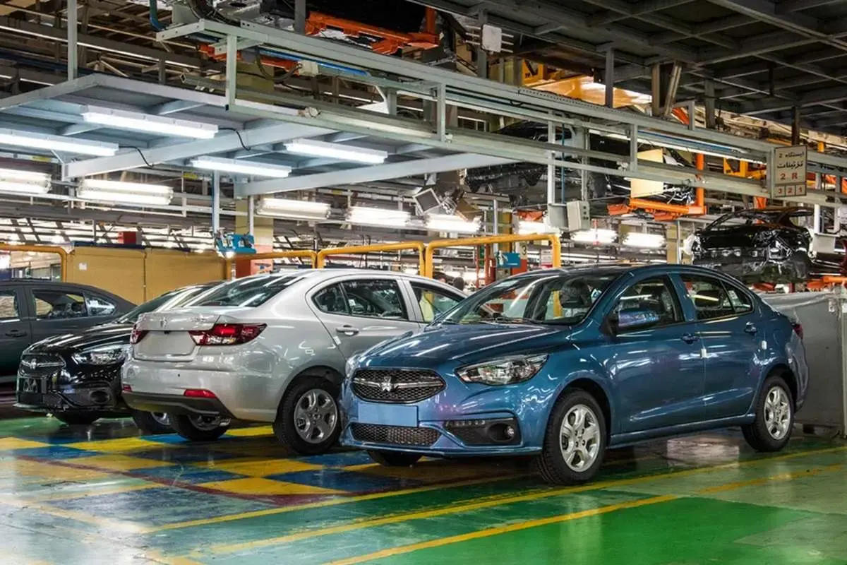 بازار خودرو به تب و تاب افتاد ؛ سایپا خریداران را غافلگیر کرد