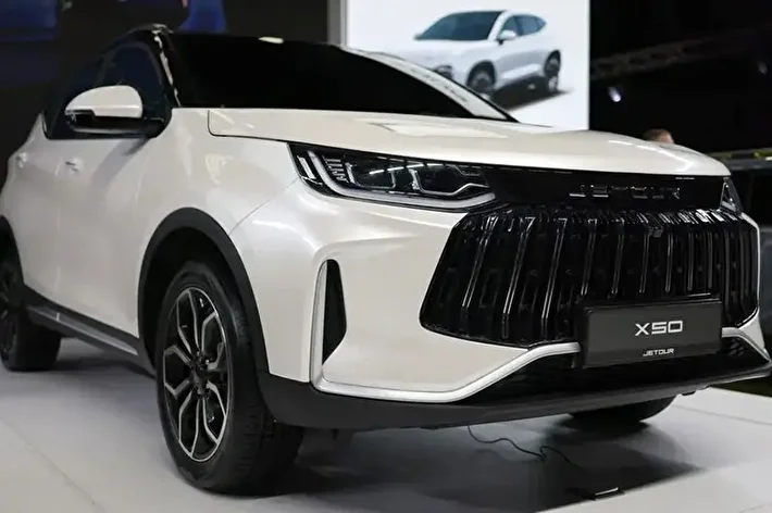 مدیران‌خودرو اژدهای خوش‌رکاب چینی را به ایران آورد