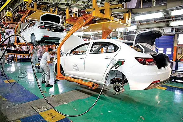 بازار خودرو هیزم به آتش اعتراضات ریخت بازار خودرو هیزم به آتش اعتراضات ریخت