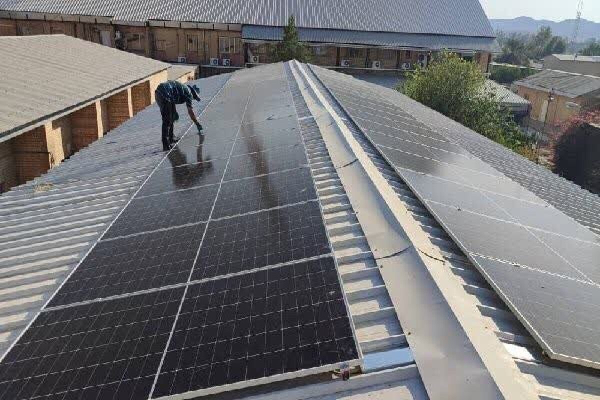 اعطای وام ۳۰۰ میلیونی پشت بامی دولت به مردم