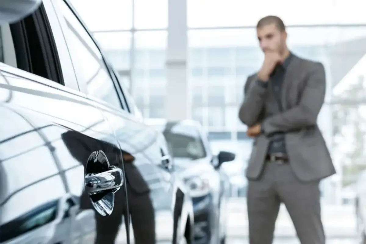 قیمت خودرو در تنگنای رکود | مسئولین چه خوابی برای این بازار دیده اند؟