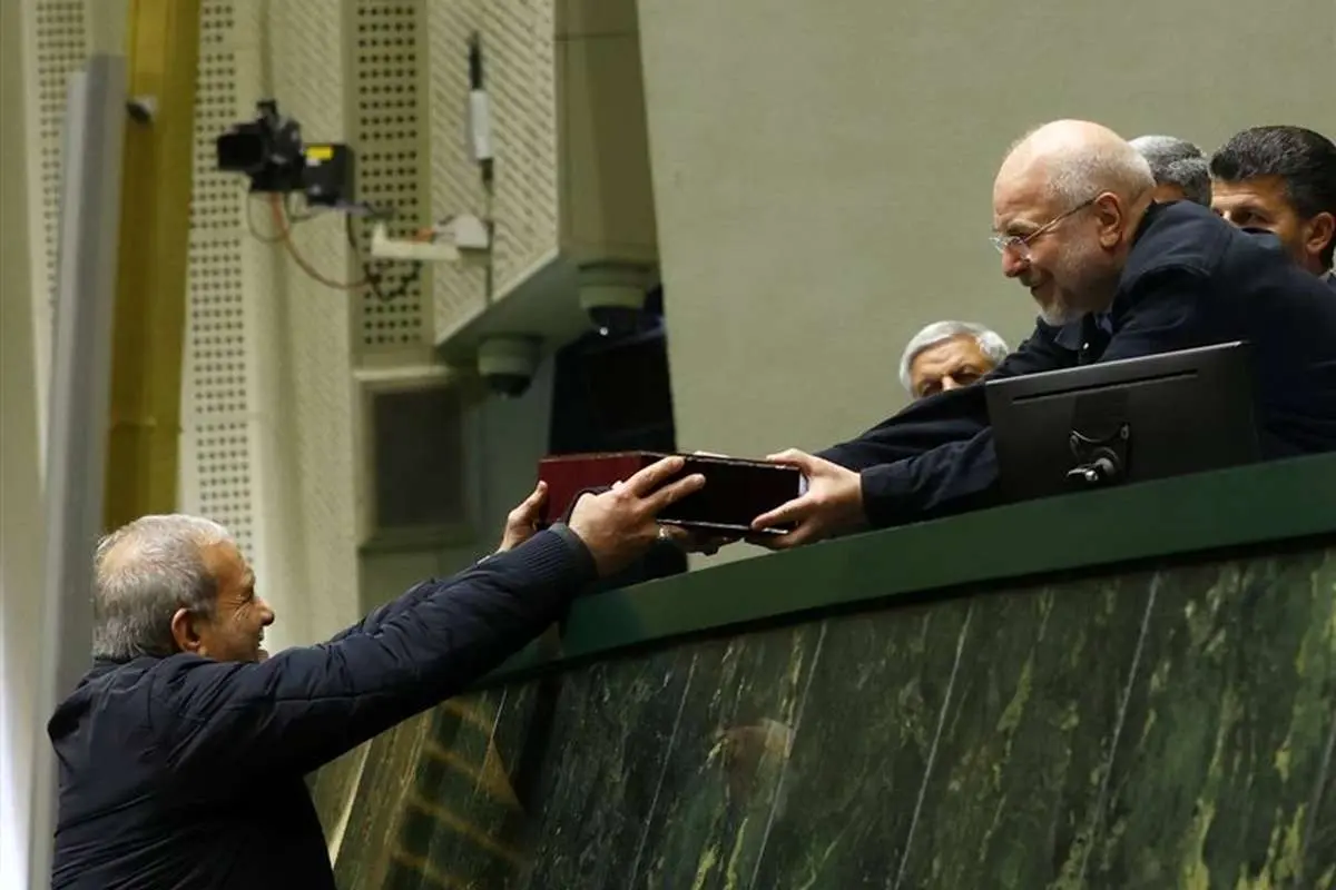 (توولیدی پنجشنبه ۷ صبح)