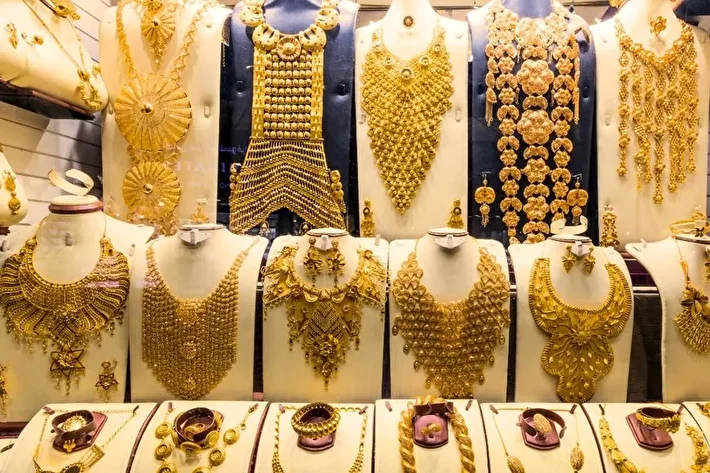 طلای ۱۸ عیار در سراشیبی سقوط | منتظر افت میلیونی باشیم؟